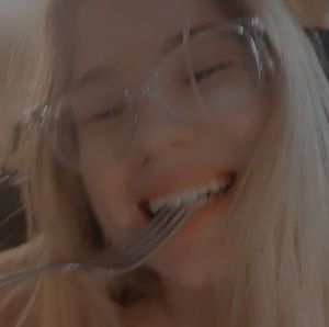 Meet your Posher, Abby